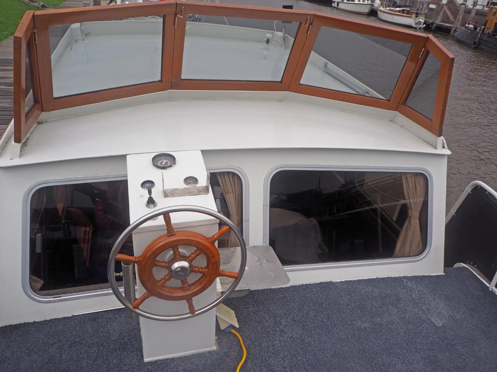 picture Deck equipment